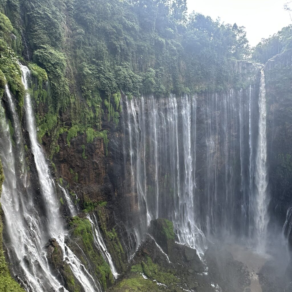 Tumpak Sewu